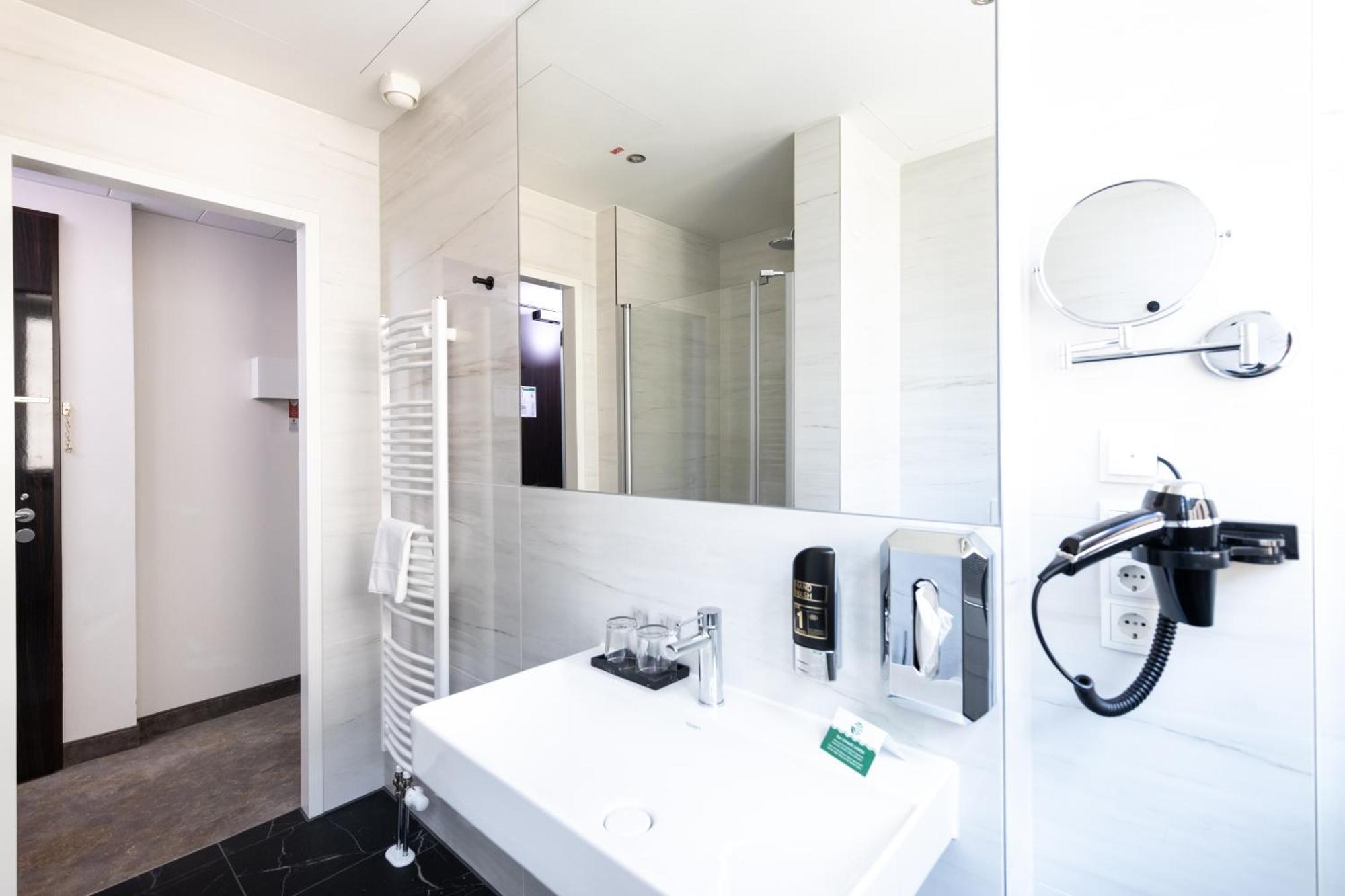Best Western Premier Royal Blue لبسيا المظهر الخارجي الصورة