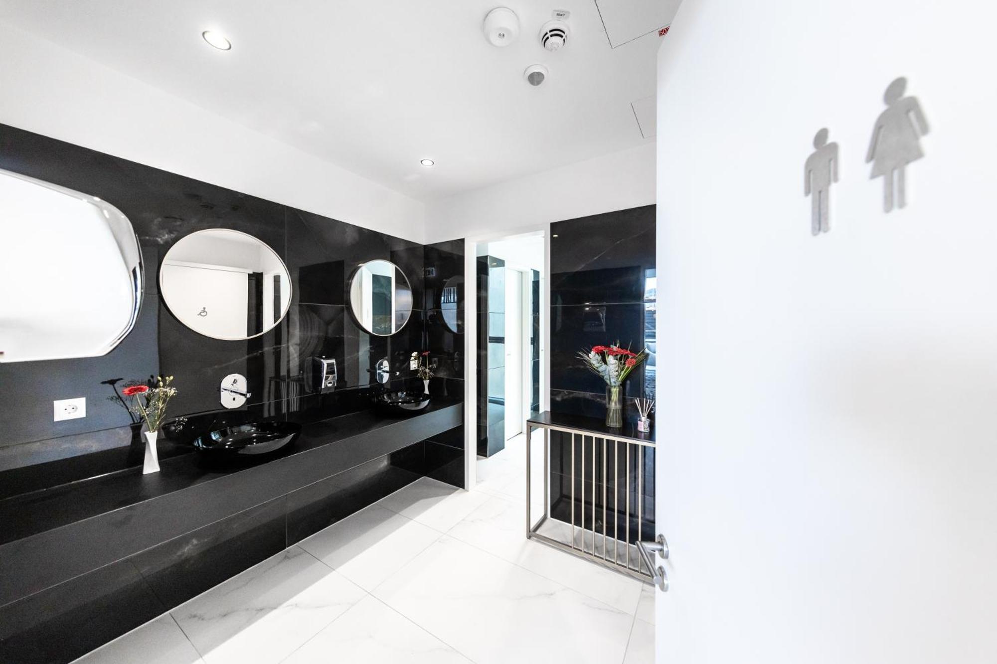 Best Western Premier Royal Blue لبسيا المظهر الخارجي الصورة